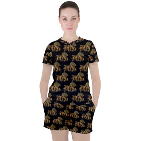 Dragon Motif Print Pattern Women s Tee And Shorts Set by dflcprintsclothing