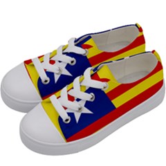 Flag Of Estado Aragonés Kids  Low Top Canvas Sneakers by abbeyz71