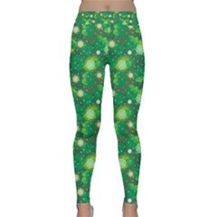 4 Leaf Clover Star Glitter Seamless Classic Yoga Leggings by Pakrebo