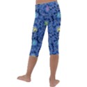 Floral Design Asia Seamless Pattern Kids  Lightweight Velour Capri Leggings  View4