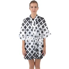 Concentric Halftone Wallpaper Quarter Sleeve Kimono Robe by Alisyart