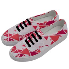 Red Triangle Pattern Men s Classic Low Top Sneakers