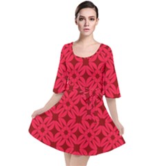 Red Magenta Wallpaper Seamless Pattern Velour Kimono Dress