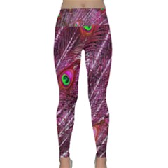 Red Peacock Feathers Color Plumage Lightweight Velour Classic Yoga Leggings