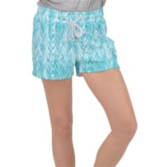 Zigzag Backdrop Pattern Women s Velour Lounge Shorts