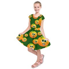 Seamless Orange Pattern Kids  Short Sleeve Dress