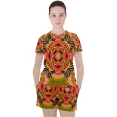 Fractals Graphic Fantasy Colorful Women s Tee And Shorts Set