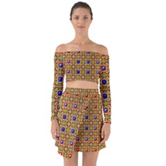 Background Image Tile Pattern Off Shoulder Top with Skirt Set