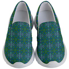 Farbenpracht Kaleidoscope Patterns Kids  Lightweight Slip Ons by Pakrebo