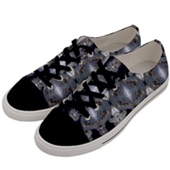 Tampa 007 Men s Low Top Canvas Sneakers