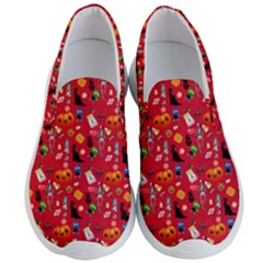 Halloween Treats Pattern Red Men s Lightweight Slip Ons