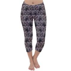 Gothic Church Pattern Capri Winter Leggings 