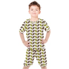 Leaf Plant Pattern Seamless Kids  Tee and Shorts Set