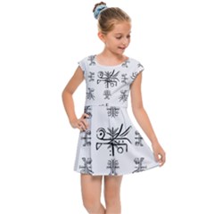 Black And White Ethnic Design Print Kids  Cap Sleeve Dress by dflcprintsclothing