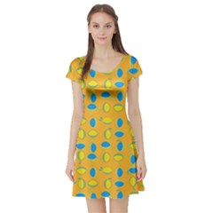 Lemons Ongoing Pattern Texture Short Sleeve Skater Dress