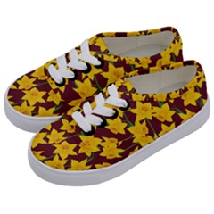 Yellow Daffodils Pattern Kids  Classic Low Top Sneakers by Valentinaart