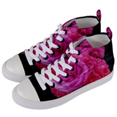 Bunches Of Roses (close Up) Women s Mid-top Canvas Sneakers by okhismakingart