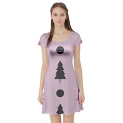Christmas Tree Fir Den Short Sleeve Skater Dress