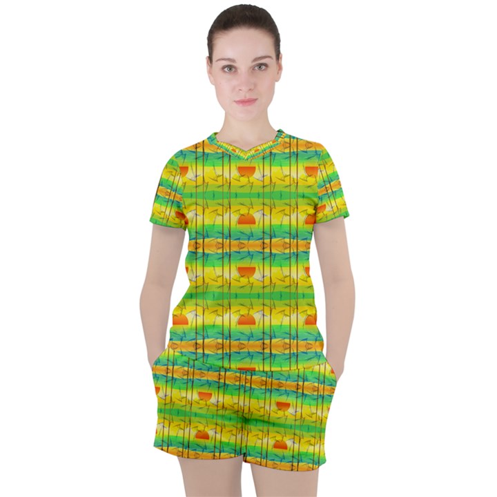 Birds Beach Sun Abstract Pattern Women s Tee and Shorts Set