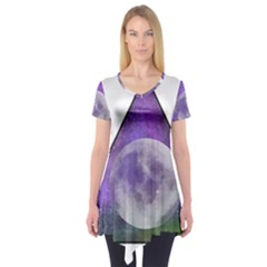 Form Triangle Moon Space Short Sleeve Tunic 