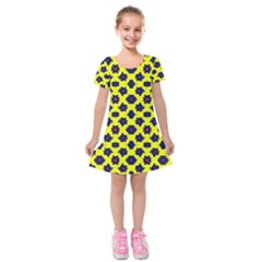 Modern Dark Blue Flowers On Yellow Kids  Short Sleeve Velvet Dress