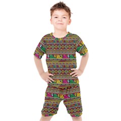 Traditional Africa Border Wallpaper Pattern Colored Kids  Tee And Shorts Set by EDDArt