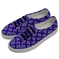 Symmetry Digital Art Pattern Blue Men s Classic Low Top Sneakers