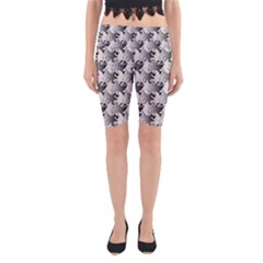 Seamless Tessellation Background Yoga Cropped Leggings