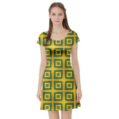 Green Plaid Star Gold Background Short Sleeve Skater Dress