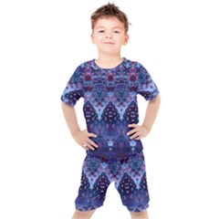 Blue Elegance Elaborate Fractal Fashion Kids  Tee And Shorts Set