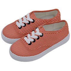 Gingham Plaid Fabric Pattern Red Kids  Classic Low Top Sneakers