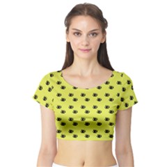 Yellow Eyes Short Sleeve Crop Top