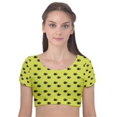 Yellow Eyes Velvet Short Sleeve Crop Top 