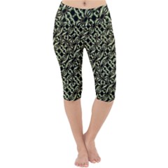 Modern Abstract Camouflage Patttern Lightweight Velour Cropped Yoga Leggings