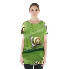 Snail Drops Rain Drawing Green Skirt Hem Sports Top by Wegoenart