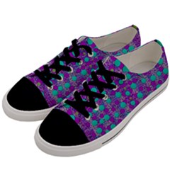 Happy Days Of Free  Polka Dots Decorative Men s Low Top Canvas Sneakers by pepitasart