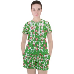 Flowering Vine Vine Ivy Flowers Women s Tee and Shorts Set