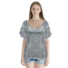 Silky Flowers From The Bohemian Paradise  In Time V-neck Flutter Sleeve Top