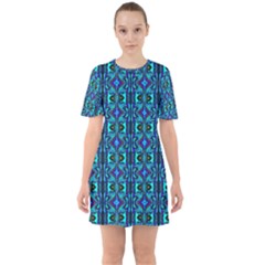 O 5 Sixties Short Sleeve Mini Dress