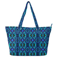 O 5 Full Print Shoulder Bag