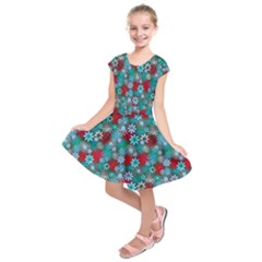 Red And Blue Green Floral Pattern Kids  Short Sleeve Dress by bloomingvinedesign