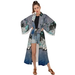 Sport, surfboard with flowers and fish Maxi Kimono