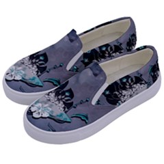 Sport, Surfboard With Flowers And Fish Kids  Canvas Slip Ons by FantasyWorld7