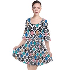 Diamond Shapes Pattern Velour Kimono Dress