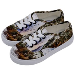 River Hills Evening California Kids  Classic Low Top Sneakers by Simbadda