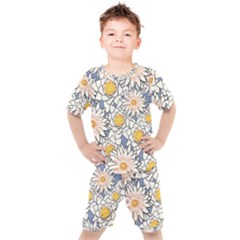 Flowers Pattern Lotus Lily Kids  Tee And Shorts Set by HermanTelo