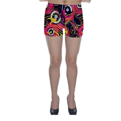 Abstract Clutter Skinny Shorts