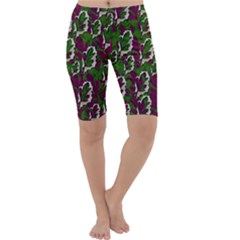 Green Fauna And Leaves In So Decorative Style Cropped Leggings 