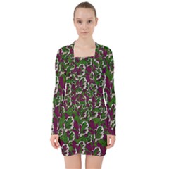 Green Fauna And Leaves In So Decorative Style V-neck Bodycon Long Sleeve Dress