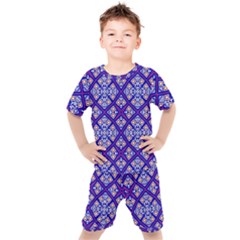 Symmetry Kids  Tee And Shorts Set by Sobalvarro